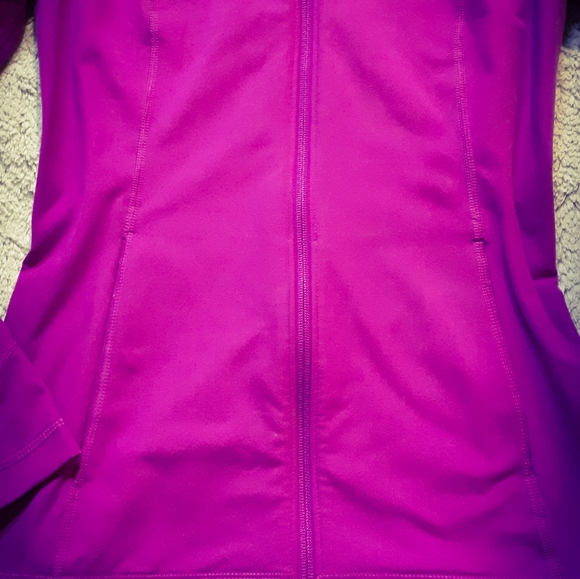 Under Armour zip up sweater - Picture 5 of 8